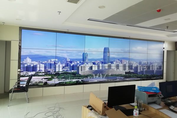 疫情當下，拼接屏廠家該如何發展？