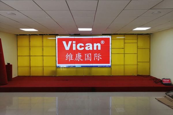 投影儀和拼接屏有什么區別，優缺點有哪些